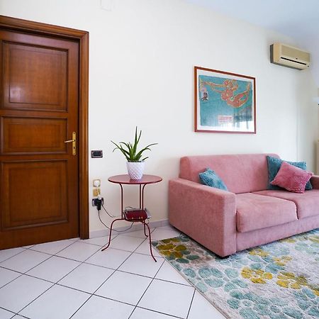 La Casa Di Azzurra Centro Citta Appartamento Fino A 4 Posti Letto E 2 Bagni Foggia Buitenkant foto