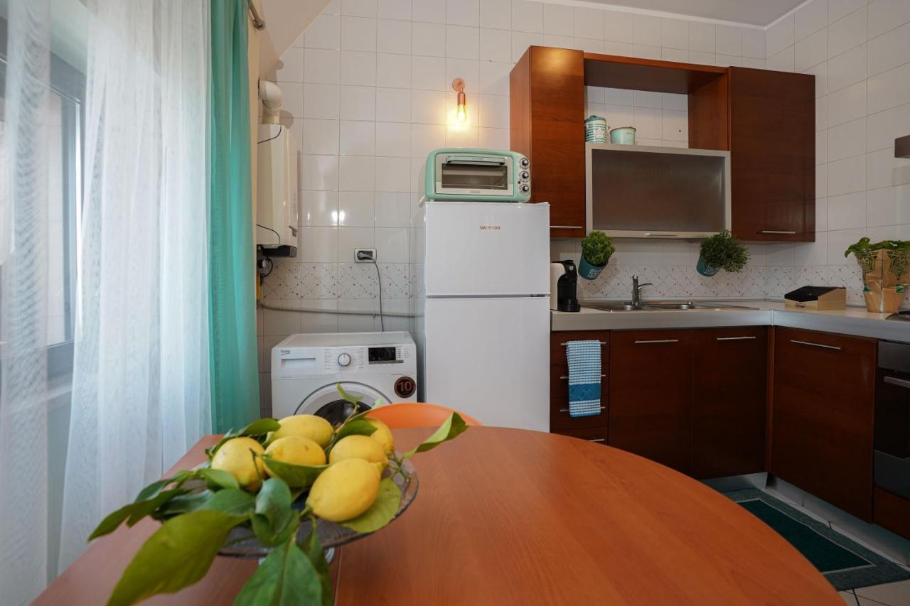 La Casa Di Azzurra Centro Citta Appartamento Fino A 4 Posti Letto E 2 Bagni Foggia Buitenkant foto