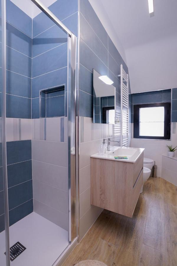 La Casa Di Azzurra Centro Citta Appartamento Fino A 4 Posti Letto E 2 Bagni Foggia Buitenkant foto