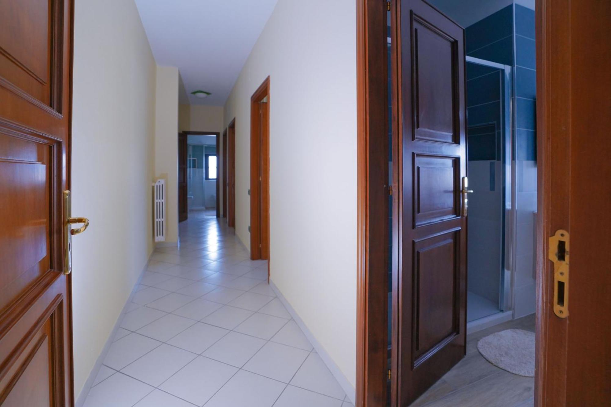 La Casa Di Azzurra Centro Citta Appartamento Fino A 4 Posti Letto E 2 Bagni Foggia Buitenkant foto